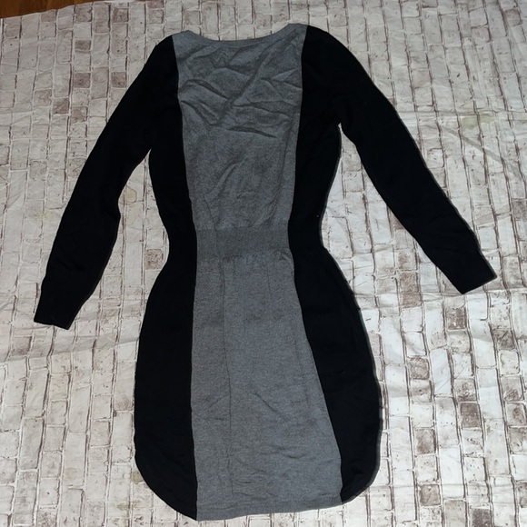 Loft dress - Picture 3 of 3